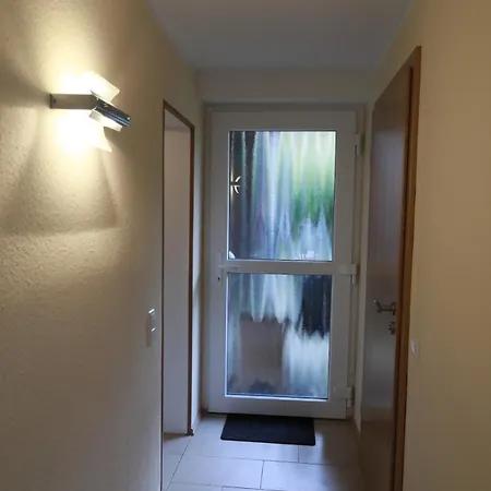 Modernes Mit Kueche Und Regendusche Niederdorla
